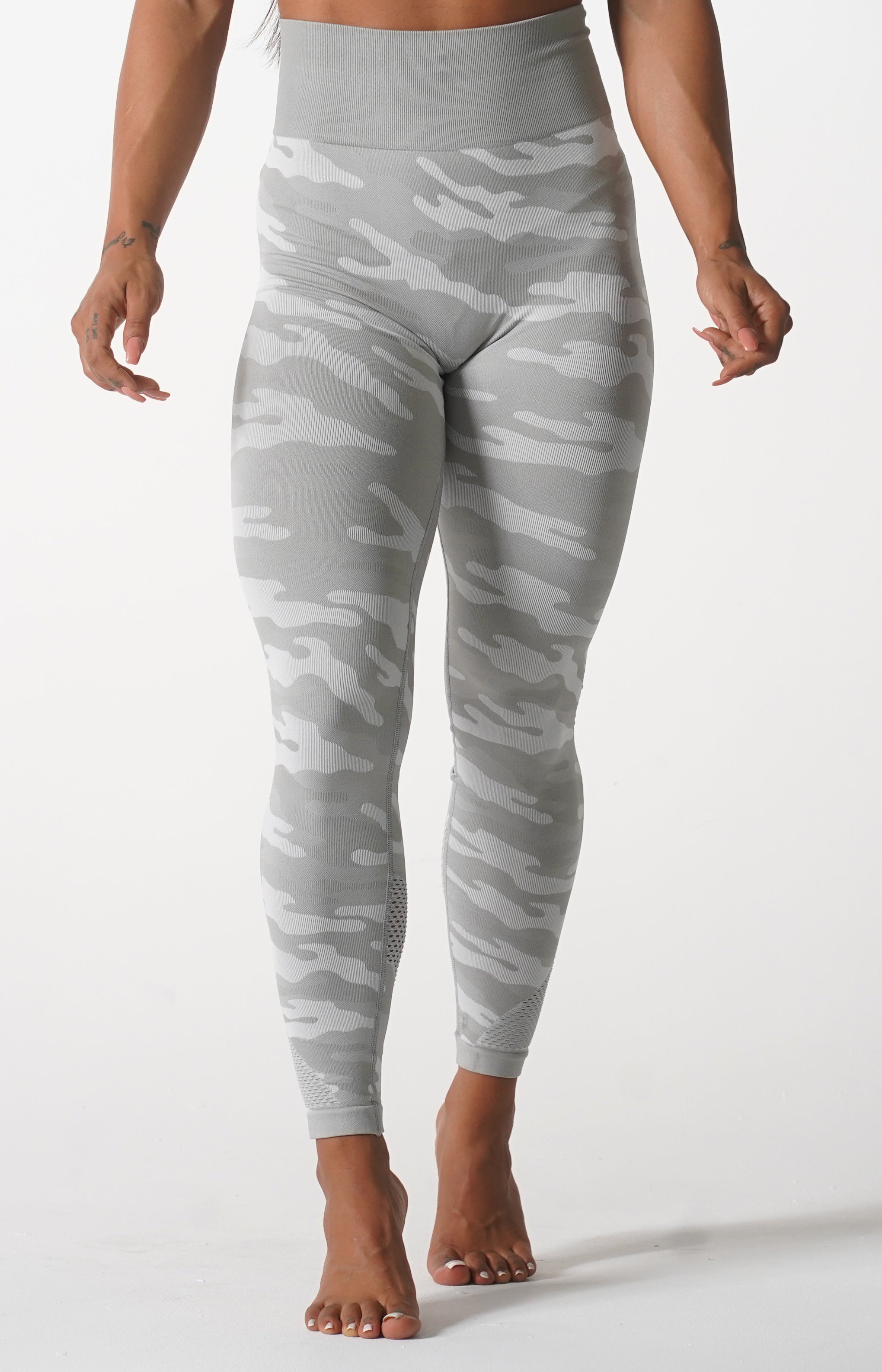 Light grey camo leggings deals
